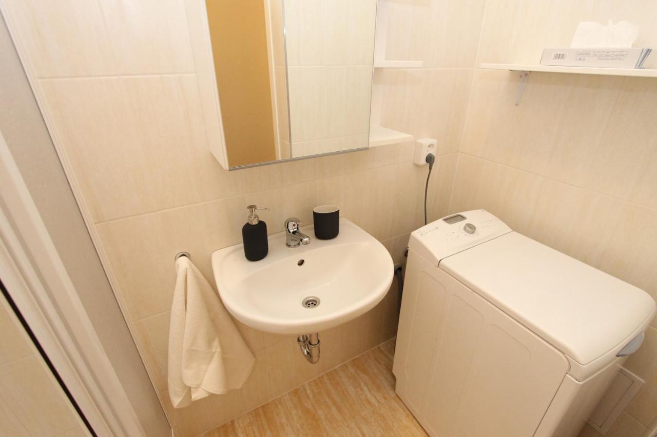 Zizka Home Apartments Prag Exterior foto