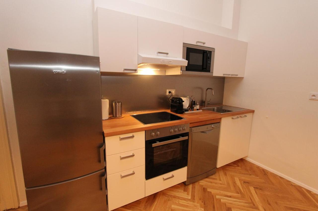 Zizka Home Apartments Prag Exterior foto