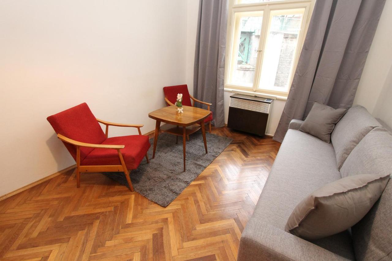Zizka Home Apartments Prag Exterior foto
